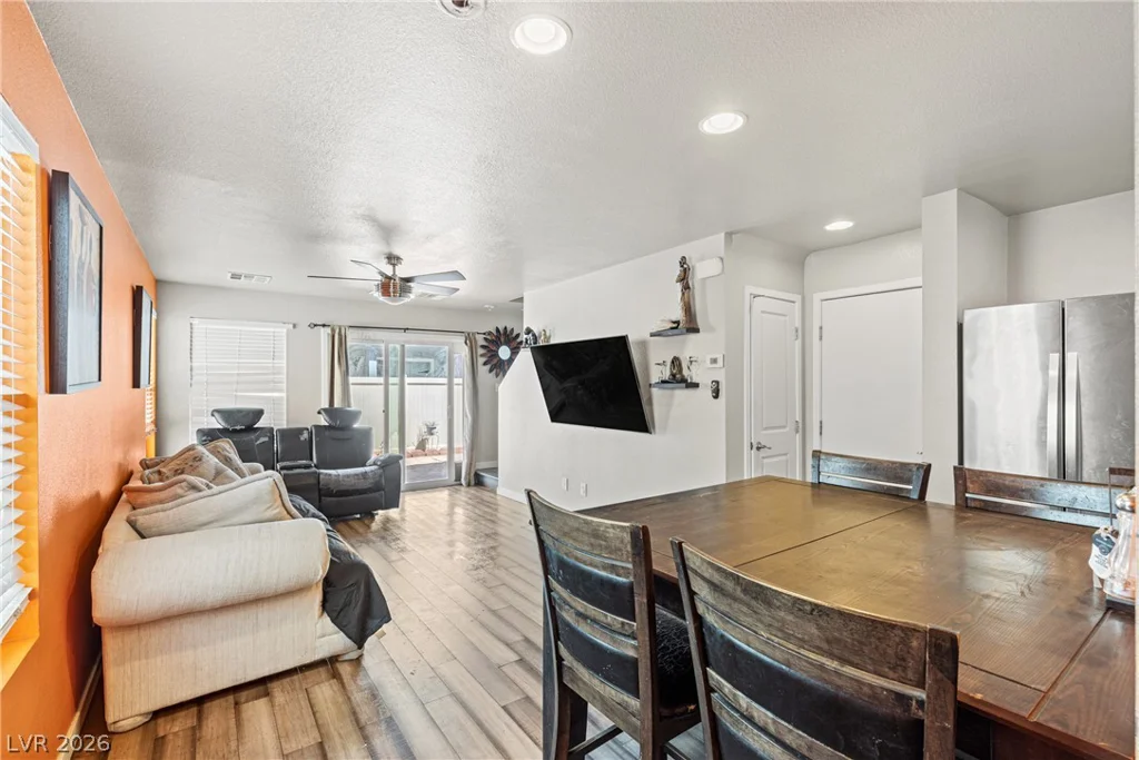 3620 Via Del Robles, Las Vegas, NV 89115