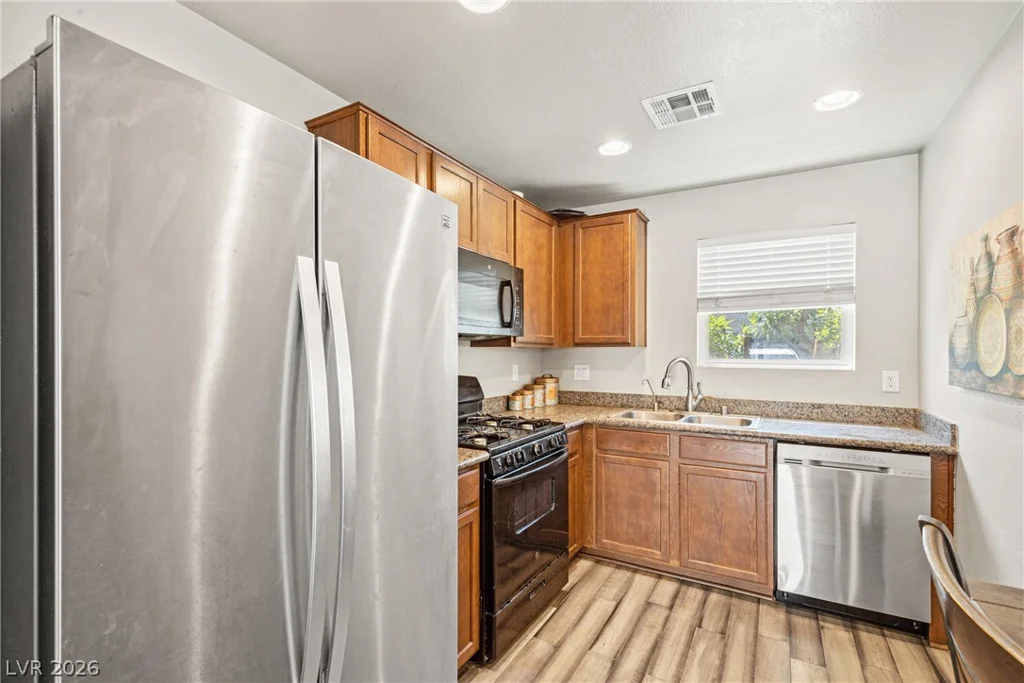3620 Via Del Robles, Las Vegas, NV 89115