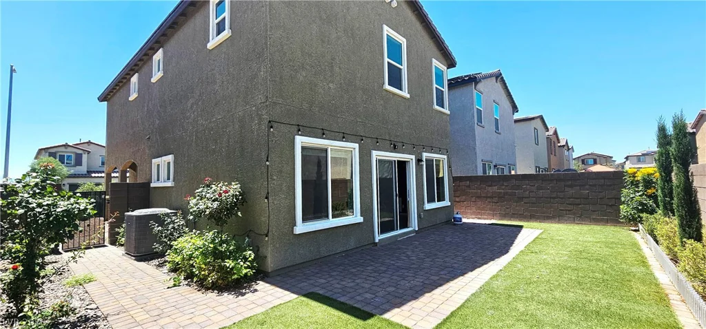 1774 Kylie River, North Las Vegas, NV 89084