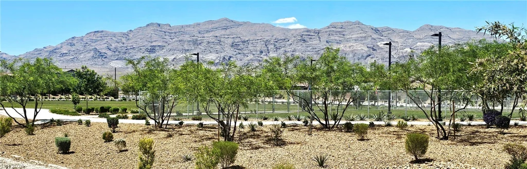 1774 Kylie River, North Las Vegas, NV 89084
