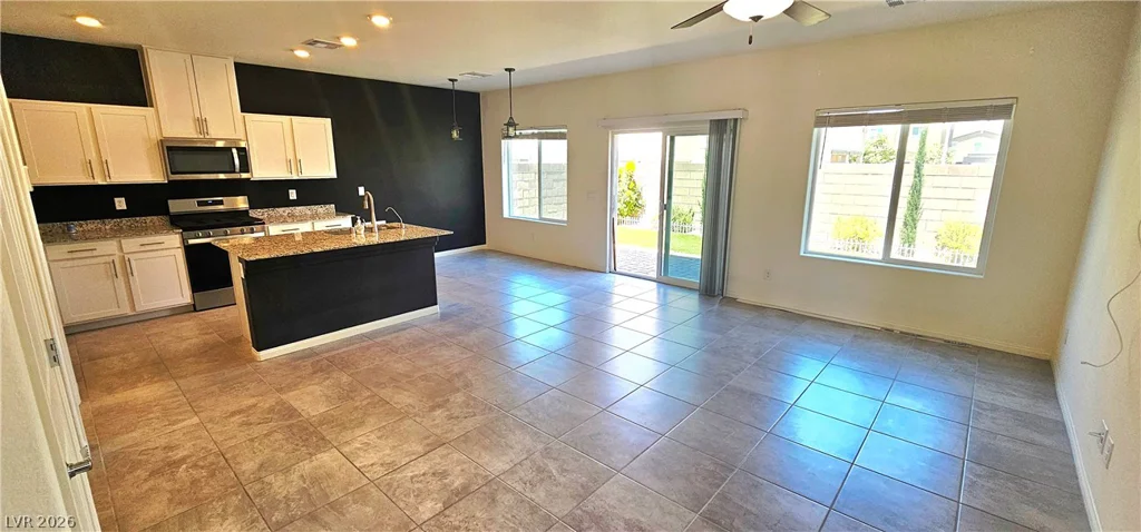1774 Kylie River, North Las Vegas, NV 89084