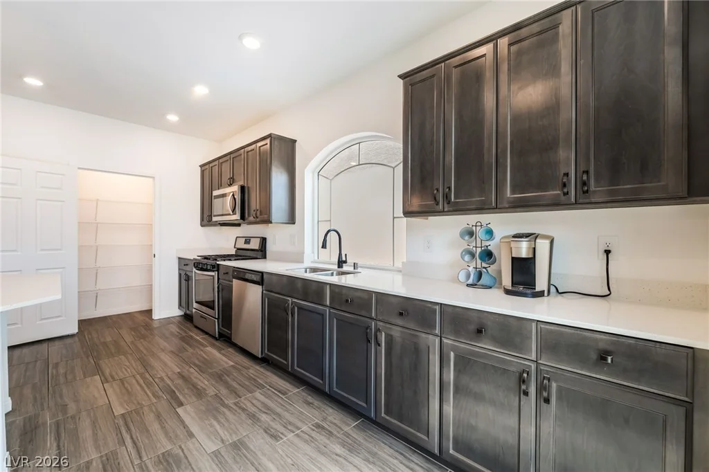 7802 Pacific Dunes, Las Vegas, NV 89139