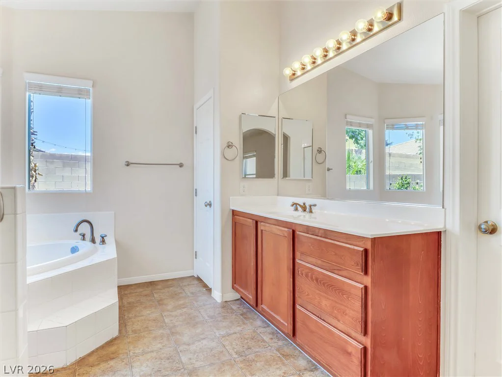 716 Fiesta Del Rey, North Las Vegas, NV 89081