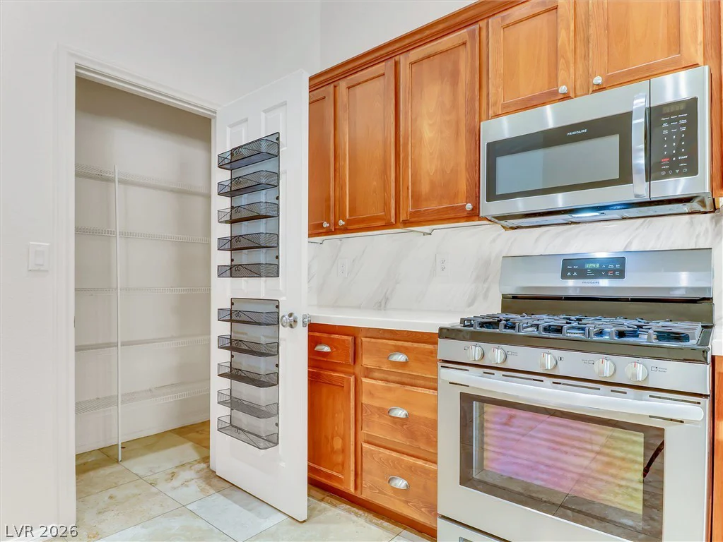 716 Fiesta Del Rey, North Las Vegas, NV 89081