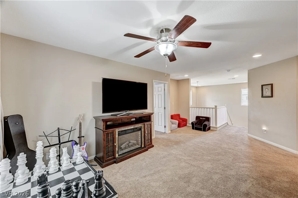 8026 Ponderosa Hill, Las Vegas, NV 89113