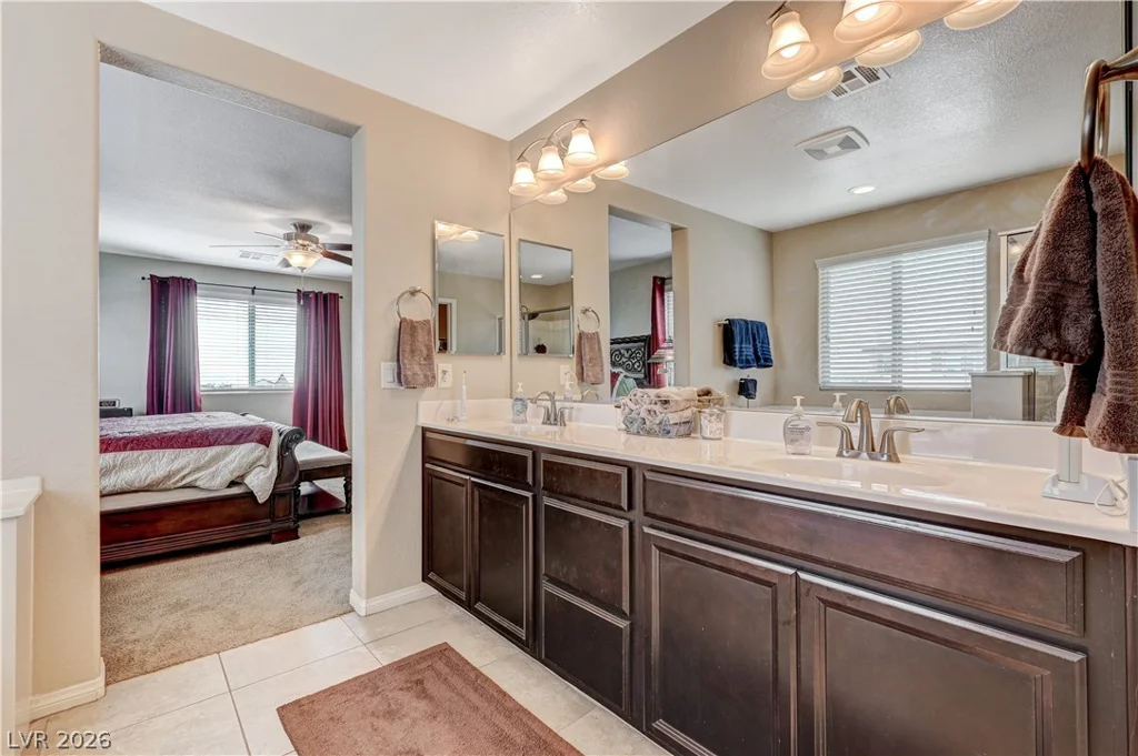 8026 Ponderosa Hill, Las Vegas, NV 89113