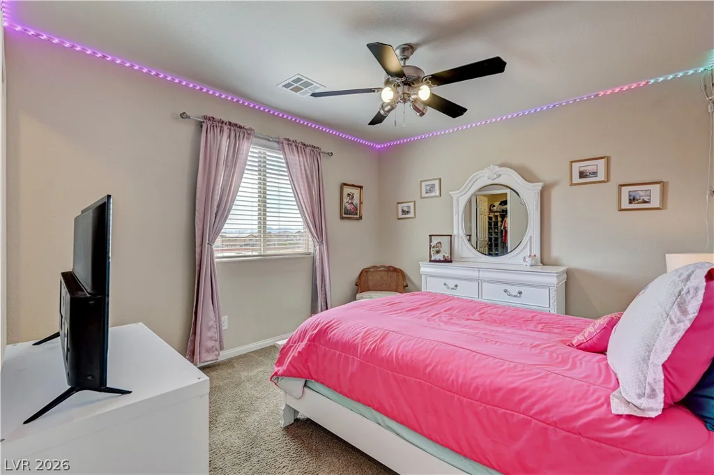 8026 Ponderosa Hill, Las Vegas, NV 89113
