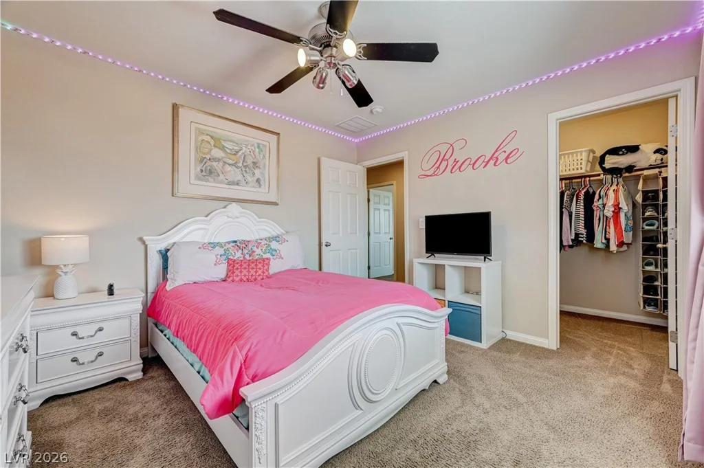 8026 Ponderosa Hill, Las Vegas, NV 89113
