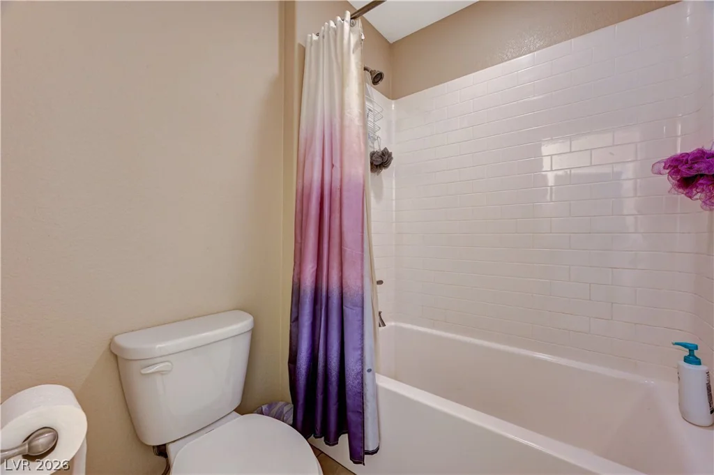 8026 Ponderosa Hill, Las Vegas, NV 89113