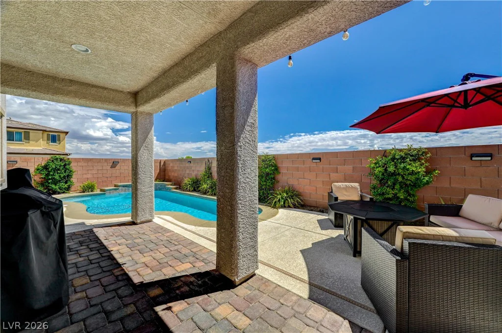 8026 Ponderosa Hill, Las Vegas, NV 89113