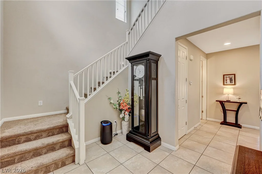 8026 Ponderosa Hill, Las Vegas, NV 89113