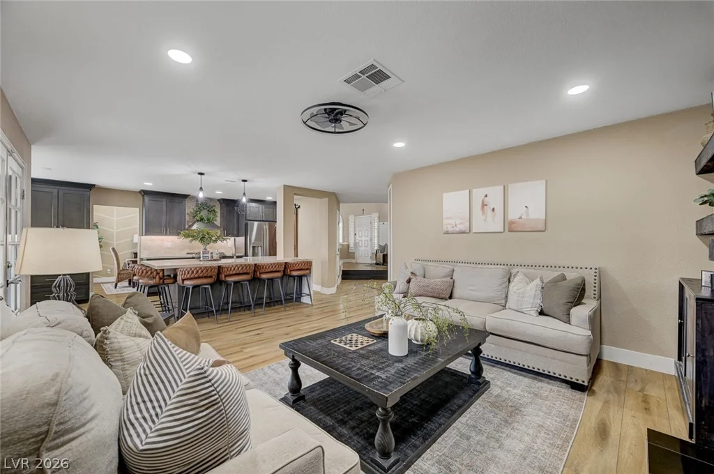 9421 Crown Vista, Las Vegas, NV 89117
