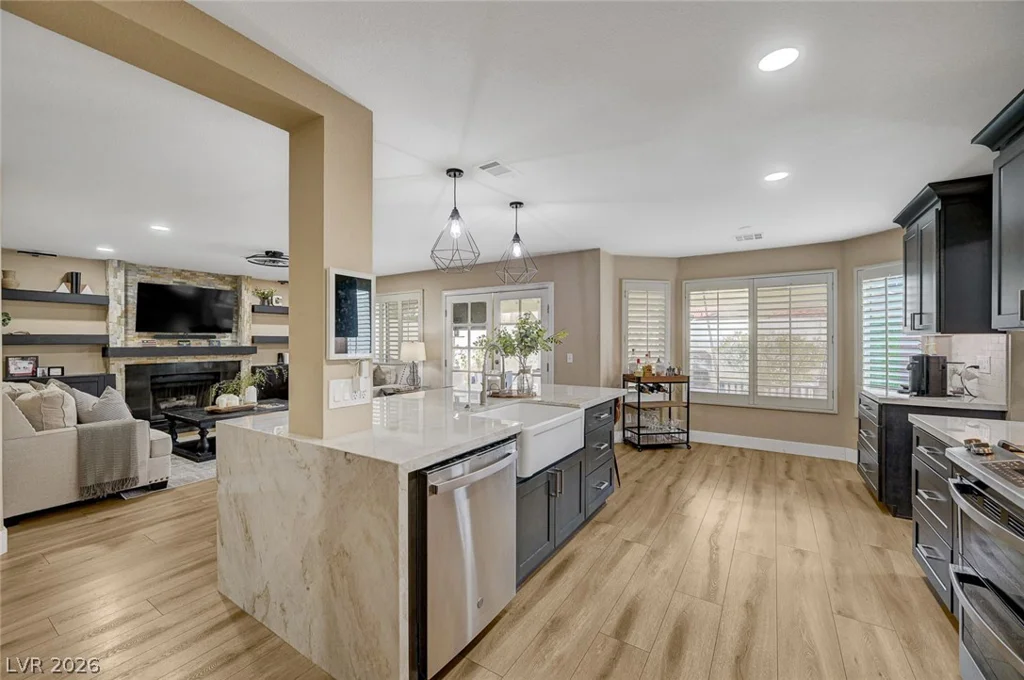 9421 Crown Vista, Las Vegas, NV 89117