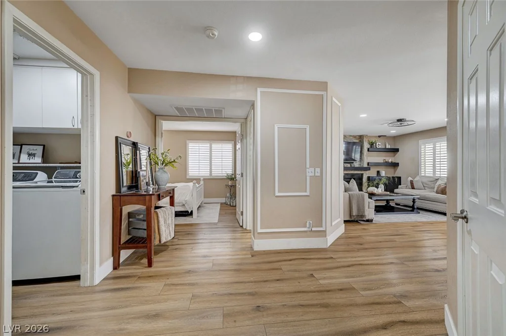 9421 Crown Vista, Las Vegas, NV 89117