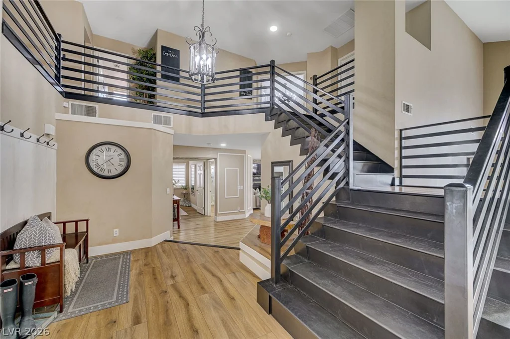 9421 Crown Vista, Las Vegas, NV 89117