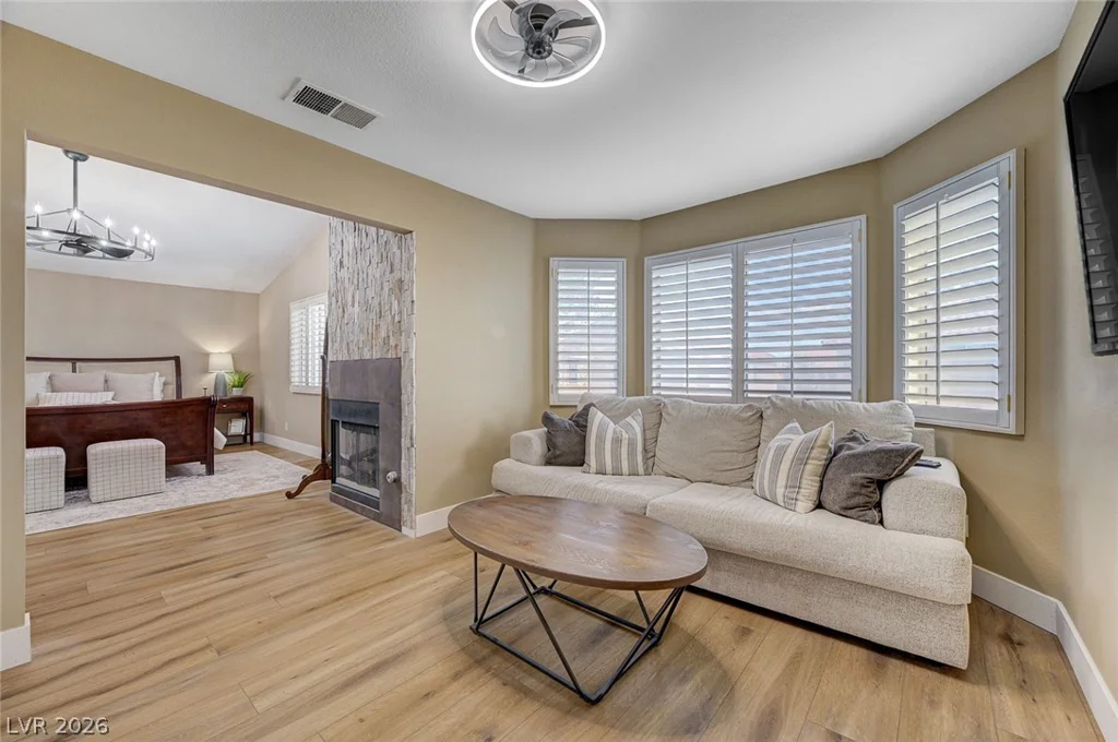 9421 Crown Vista, Las Vegas, NV 89117