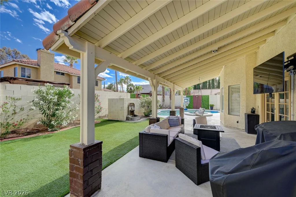 9421 Crown Vista, Las Vegas, NV 89117