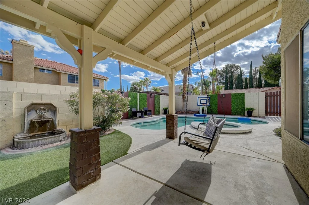 9421 Crown Vista, Las Vegas, NV 89117