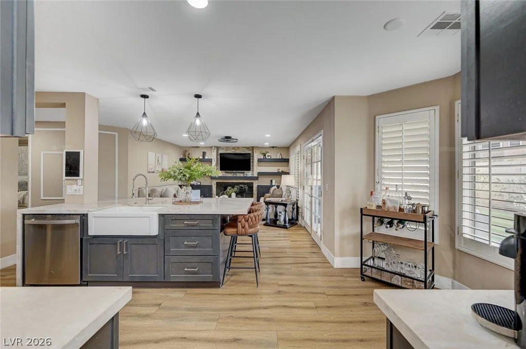 9421 Crown Vista, Las Vegas, NV 89117