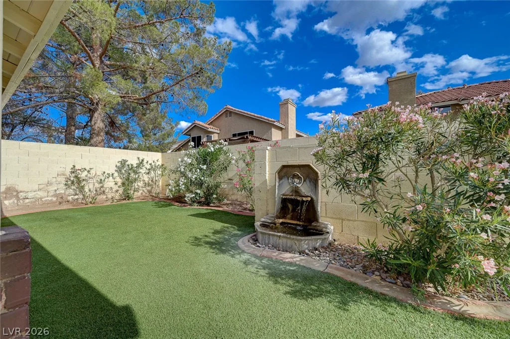9421 Crown Vista, Las Vegas, NV 89117