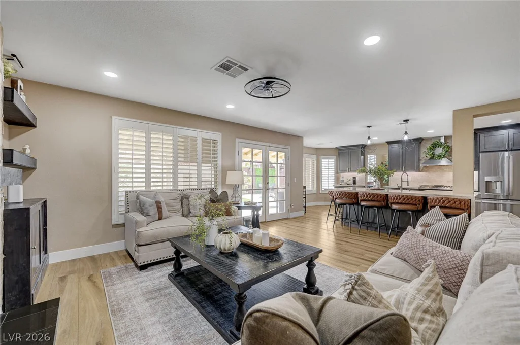9421 Crown Vista, Las Vegas, NV 89117