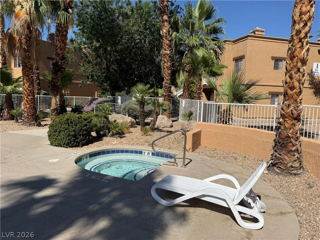 5138 Jones, Las Vegas, NV 89118