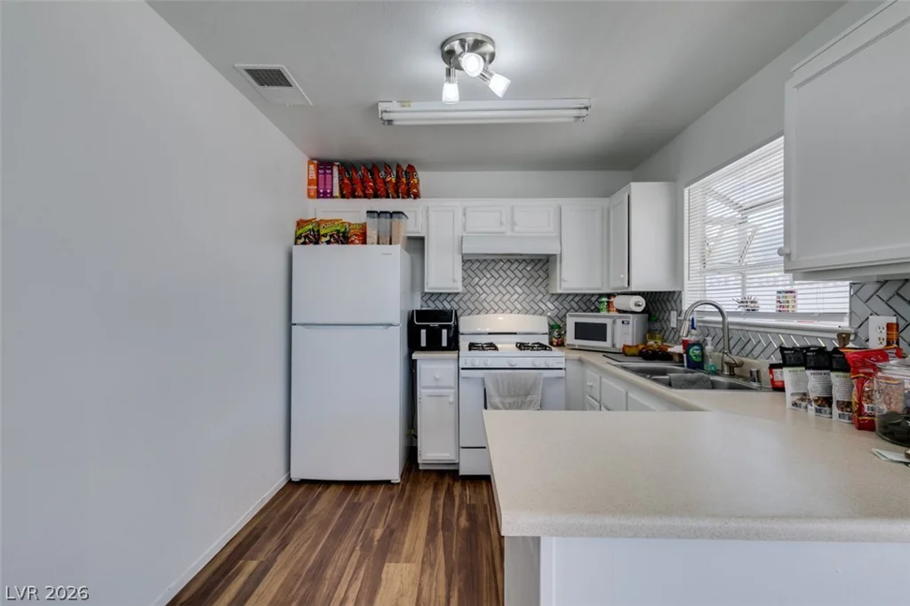 2294 Ray Kanel, Las Vegas, NV 89156