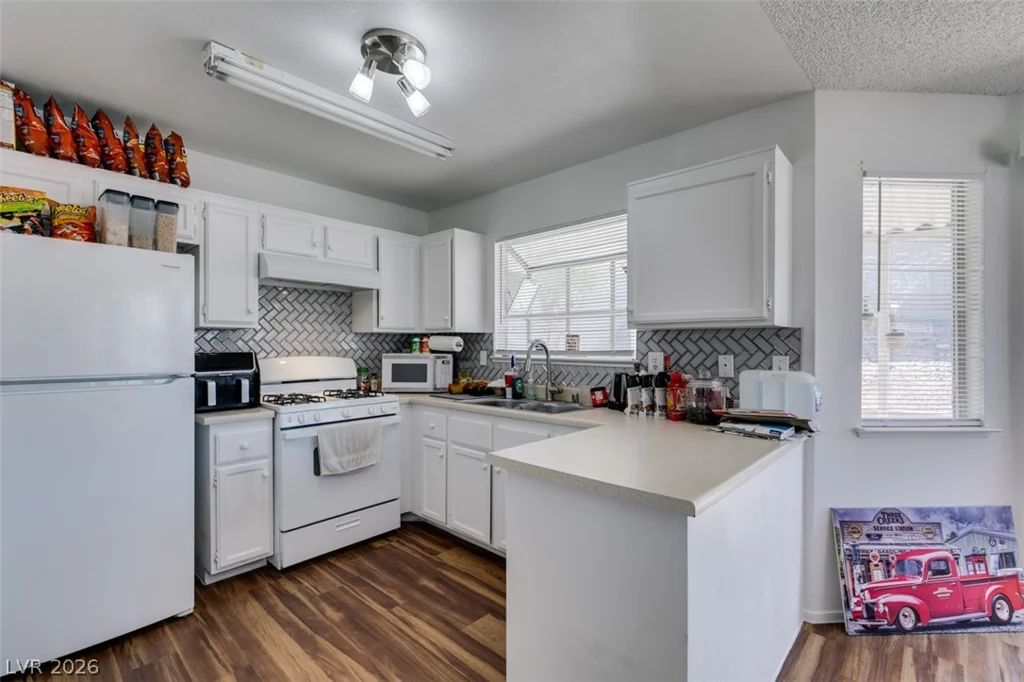 2294 Ray Kanel, Las Vegas, NV 89156