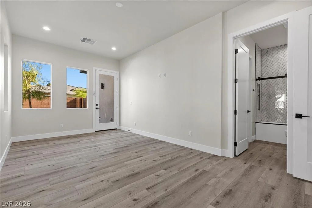 275 Doobie, Las Vegas, NV 89183