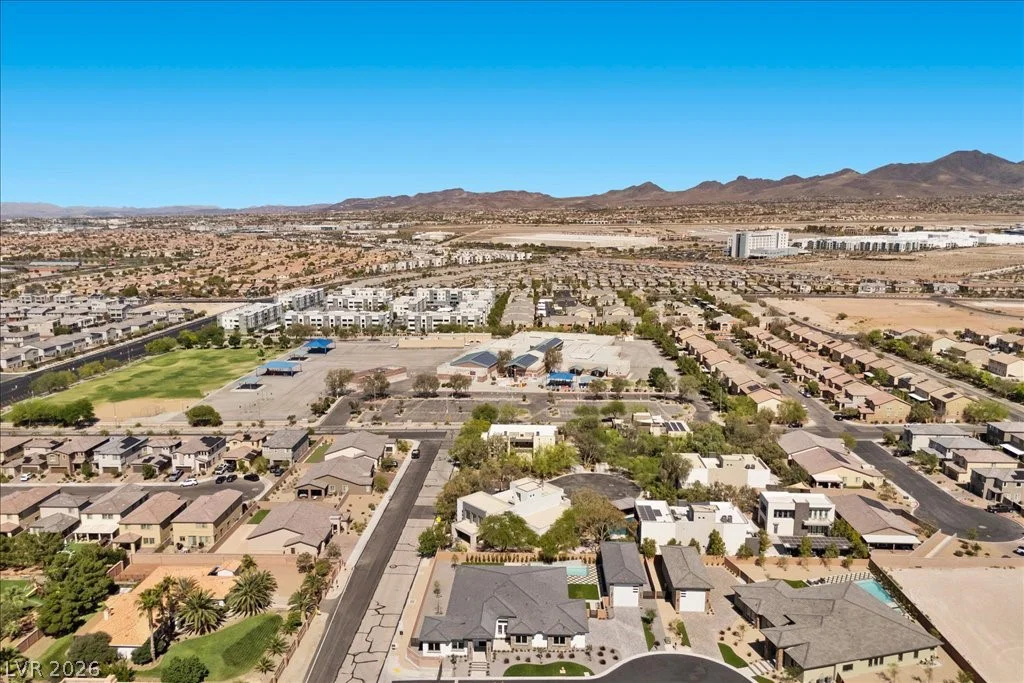 275 Doobie, Las Vegas, NV 89183