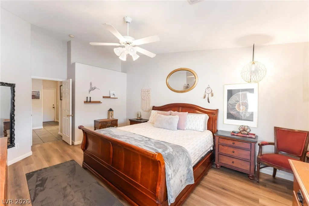 8225 Valley Stream, Las Vegas, NV 89131