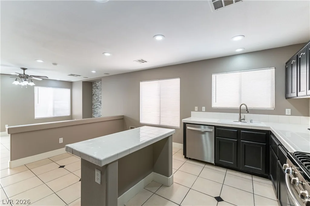 7285 Bindweed, Las Vegas, NV 89113
