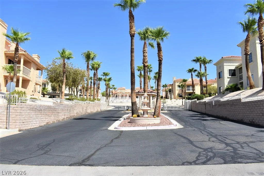 1940 Las Palmas, Laughlin, NV 89029
