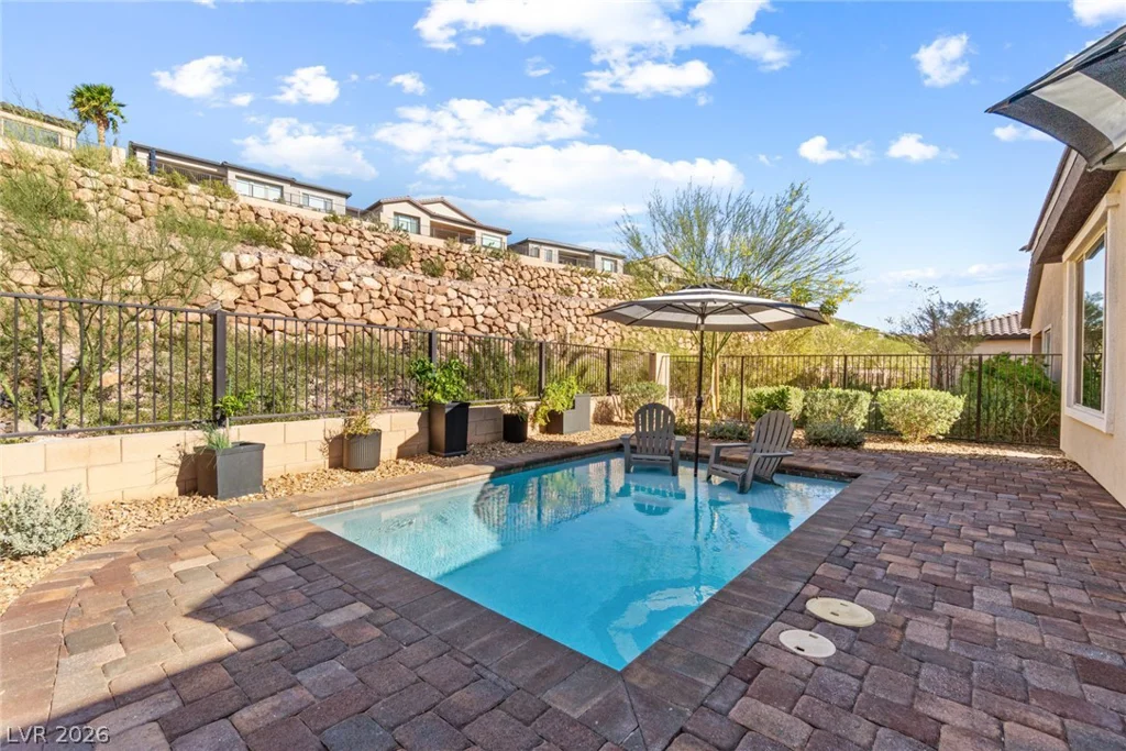 9 Desert Juniper, Henderson, NV 89011