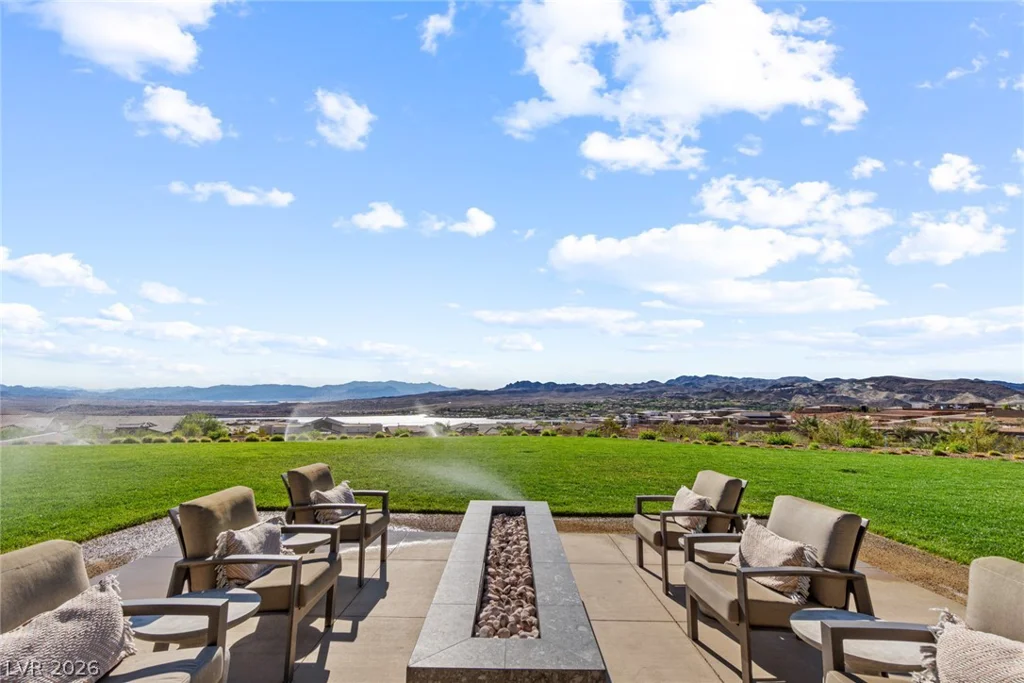 9 Desert Juniper, Henderson, NV 89011