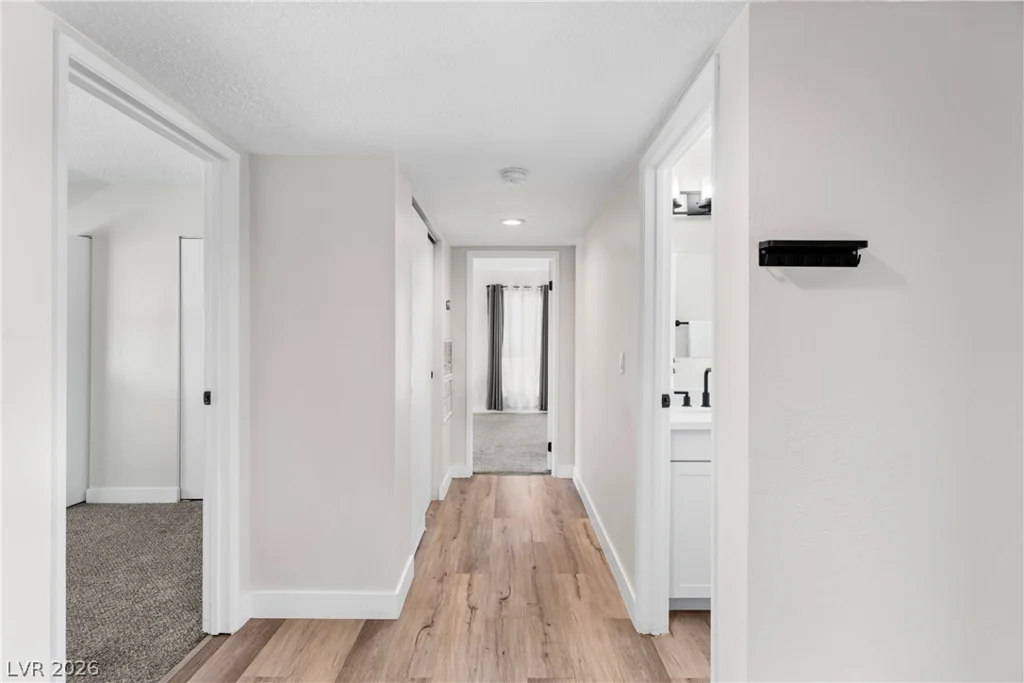 3813 El Conlon, Las Vegas, NV 89102