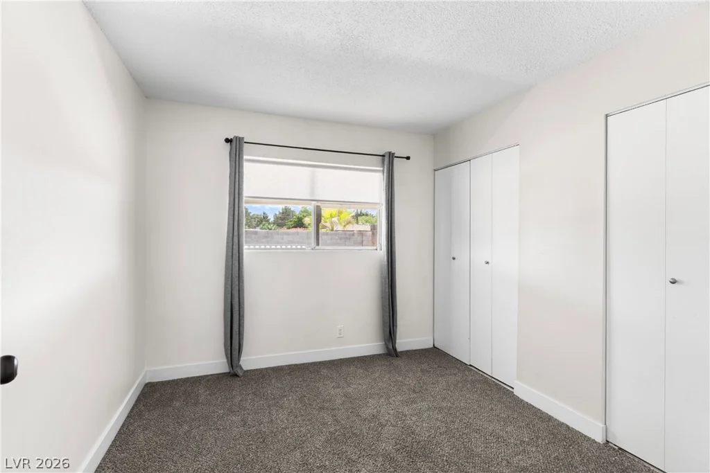 3813 El Conlon, Las Vegas, NV 89102