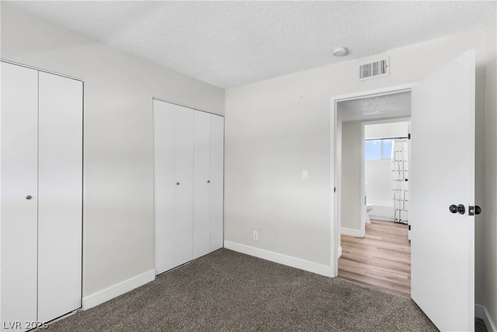 3813 El Conlon, Las Vegas, NV 89102