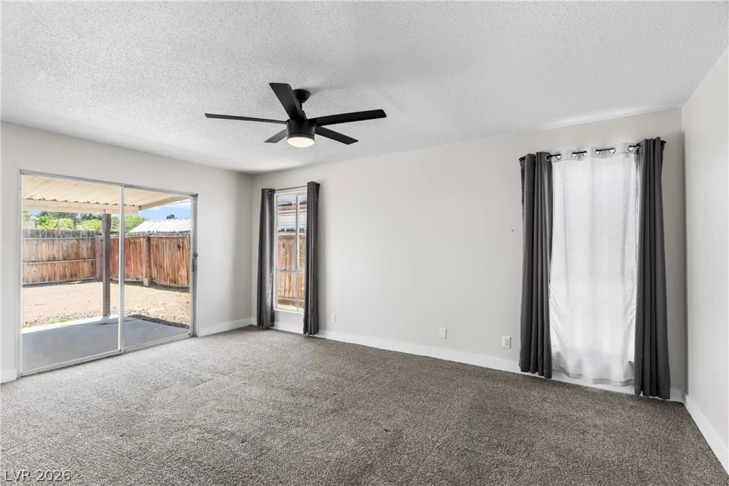 3813 El Conlon, Las Vegas, NV 89102