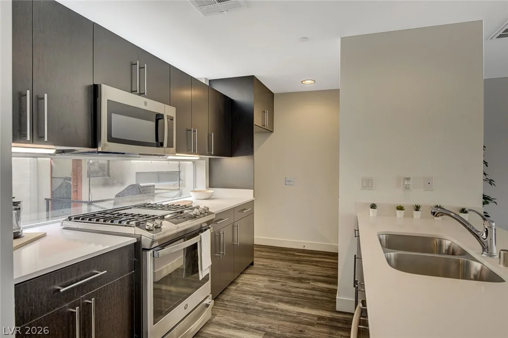 1998 Lewis, Las Vegas, NV 89101