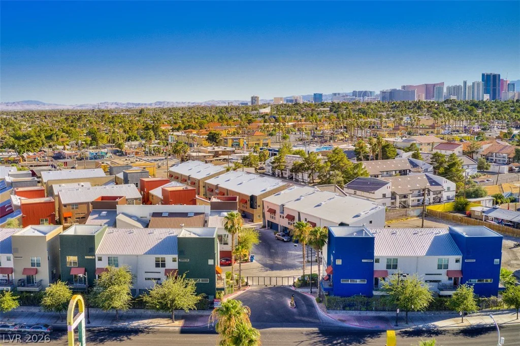 2002 Lewis, Las Vegas, NV 89101