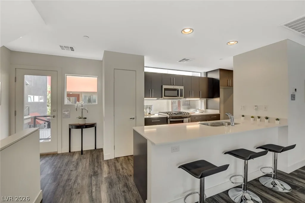 2002 Lewis, Las Vegas, NV 89101