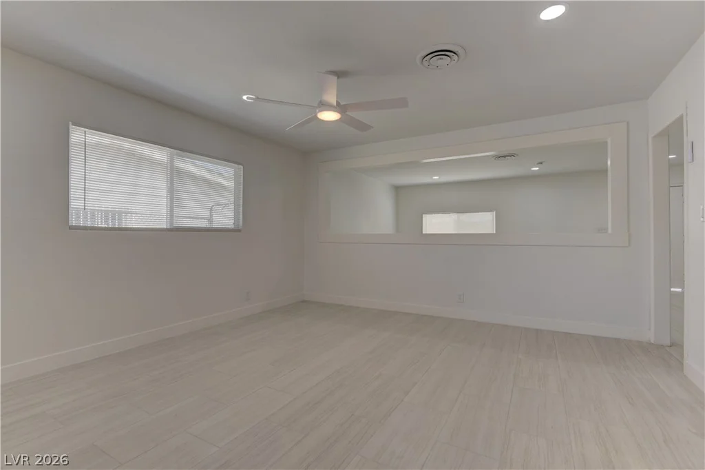 3175 Palmdale, Las Vegas, NV 89121