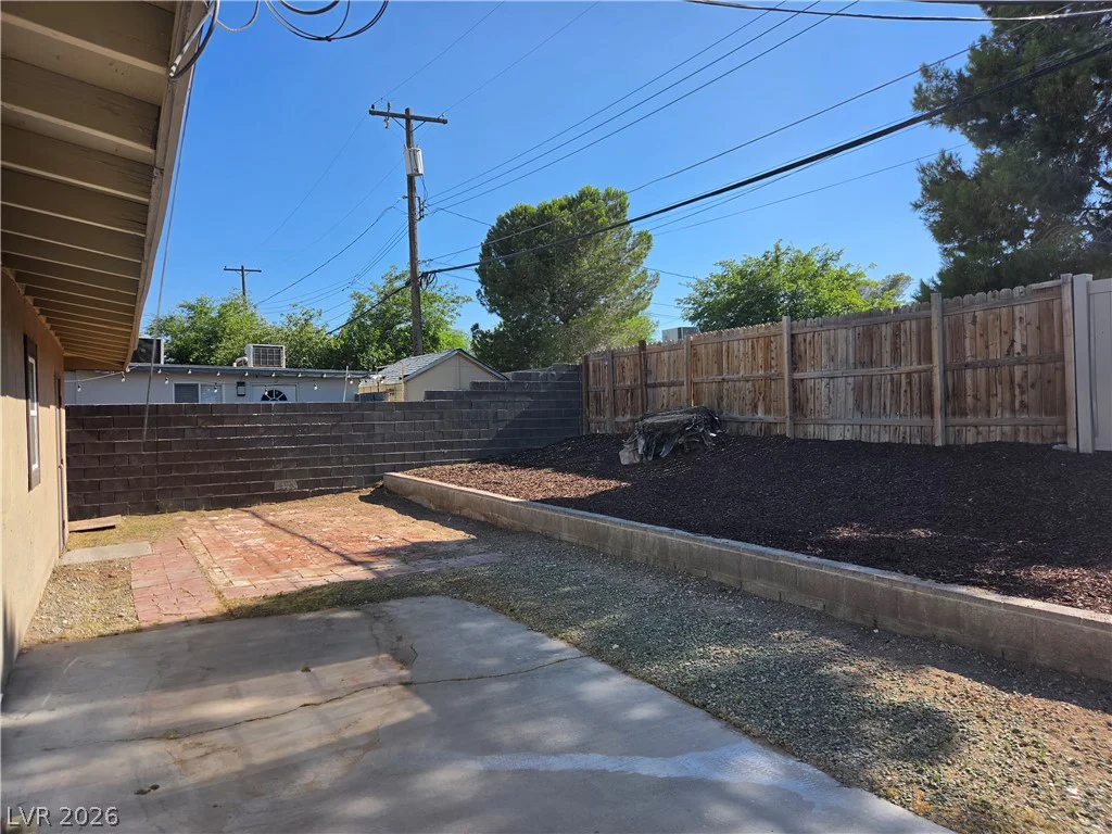 3175 Palmdale, Las Vegas, NV 89121