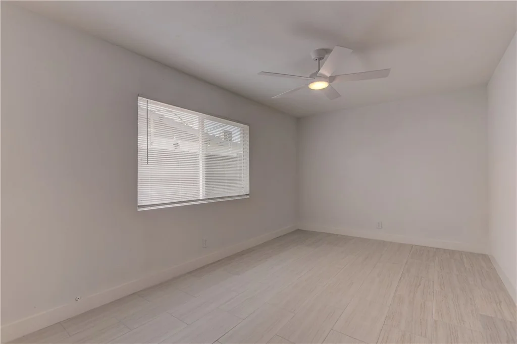 3175 Palmdale, Las Vegas, NV 89121