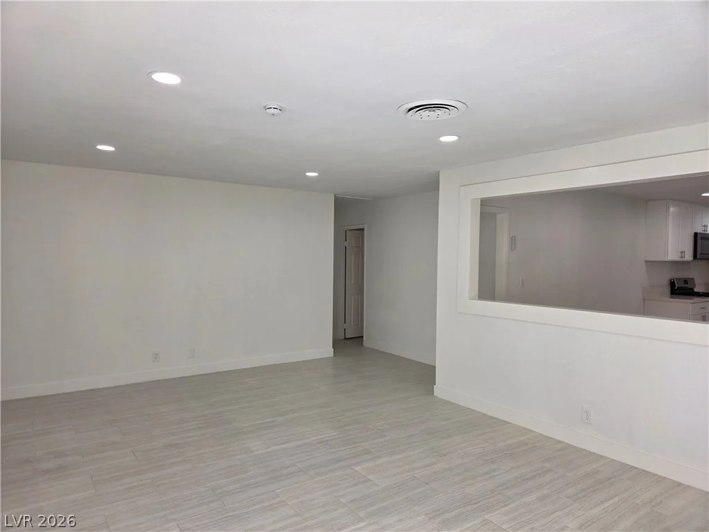 3175 Palmdale, Las Vegas, NV 89121