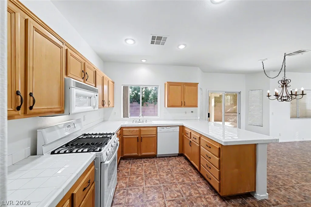 999 Whispering Grove, Las Vegas, NV 89123