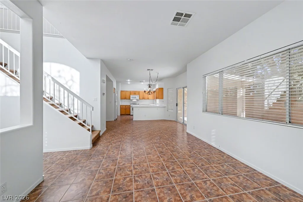 999 Whispering Grove, Las Vegas, NV 89123