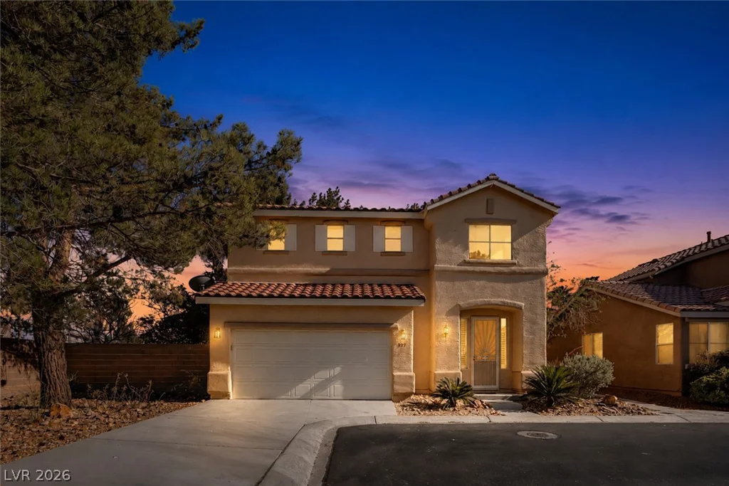 999 Whispering Grove, Las Vegas, NV 89123