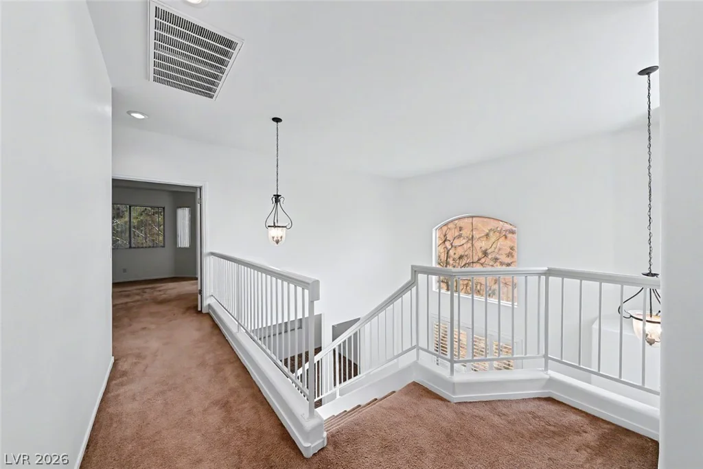 999 Whispering Grove, Las Vegas, NV 89123
